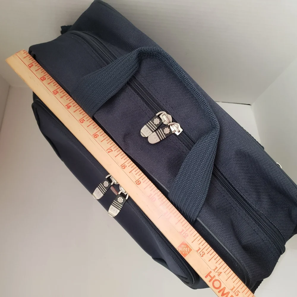 NWOT Pacific Coast Suitcase Hand Lugagge Wheelable Rolling Bag Carry-on 16x12x7